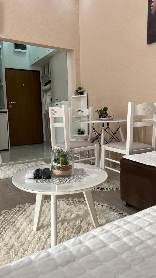 Apartment Downtown Ποντγορίτσα Εξωτερικό φωτογραφία