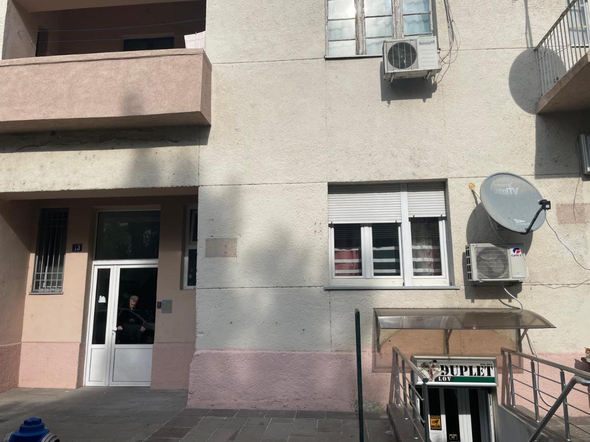 Apartment Downtown Ποντγορίτσα Εξωτερικό φωτογραφία